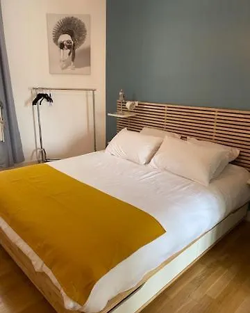 מלון Maison Bourgeoise Avec Piscine Et Jaccuzi *